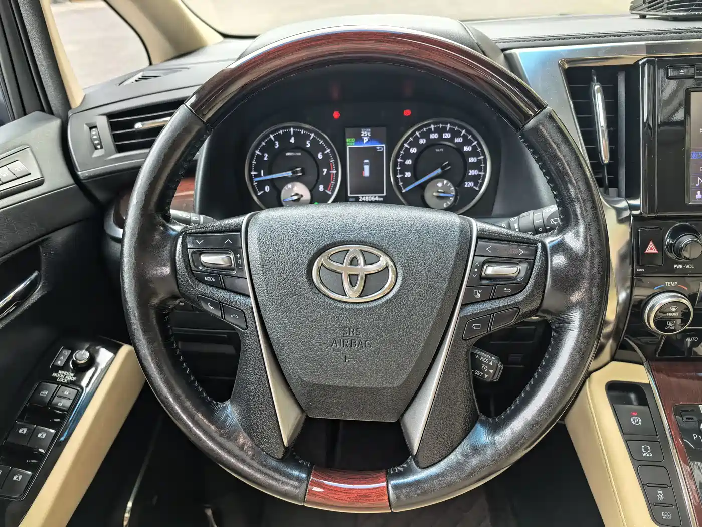 Toyota Alphard 2015 3.5L Luxury Edition фото 11
