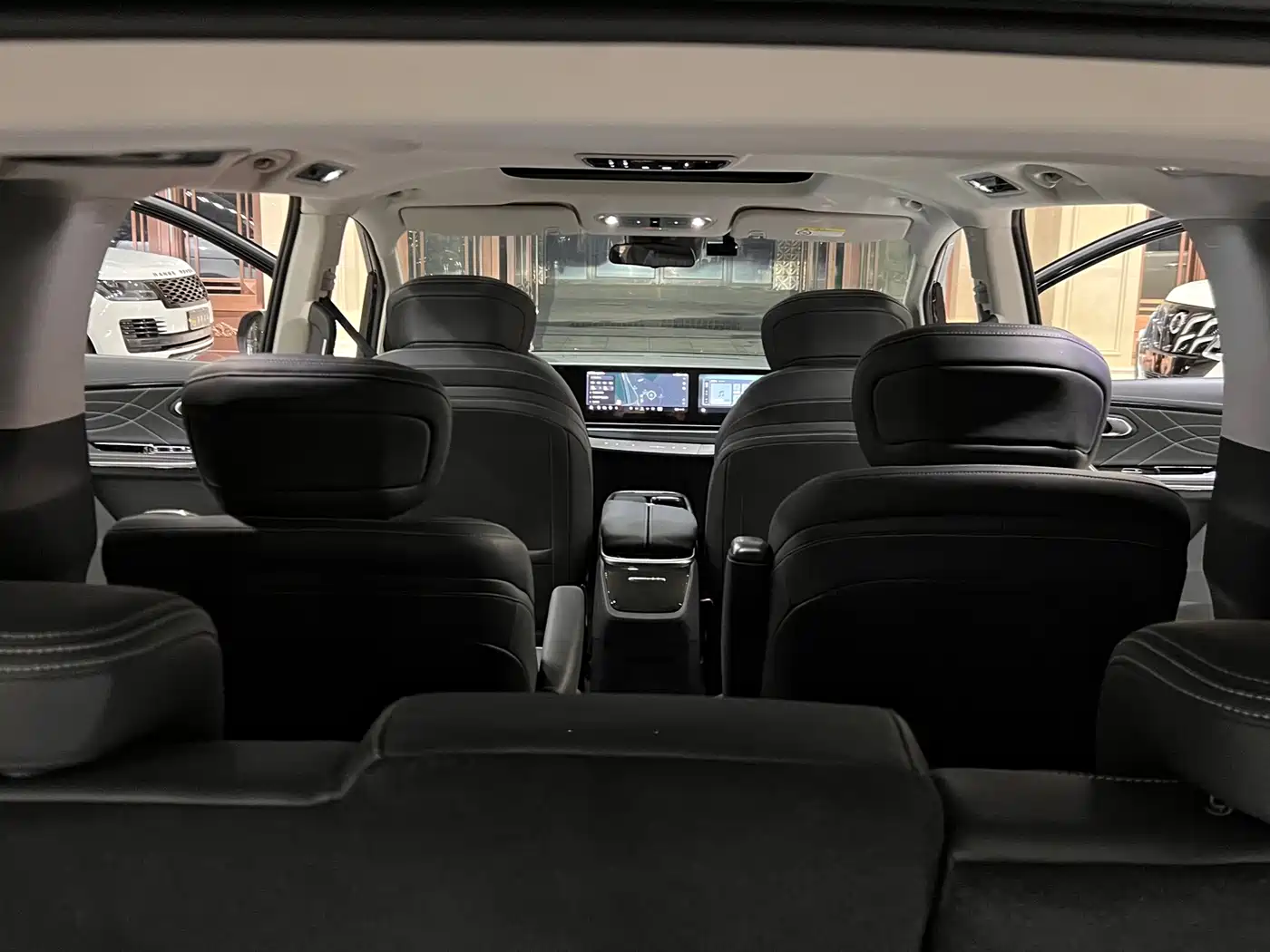 Maxus Maxus G90 2024 2024 Model 2.0T Starlight 7-Seater Edition