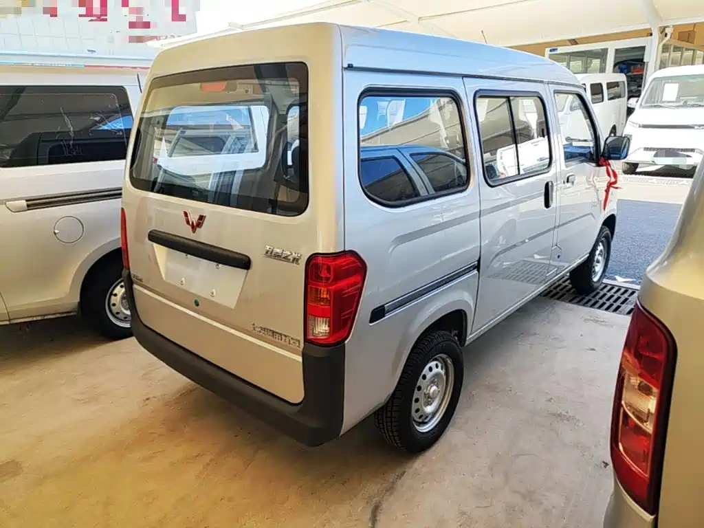 Wuling Motors Wuling Zhiguang 2026 2023 1.5L Utility 5/7-seater