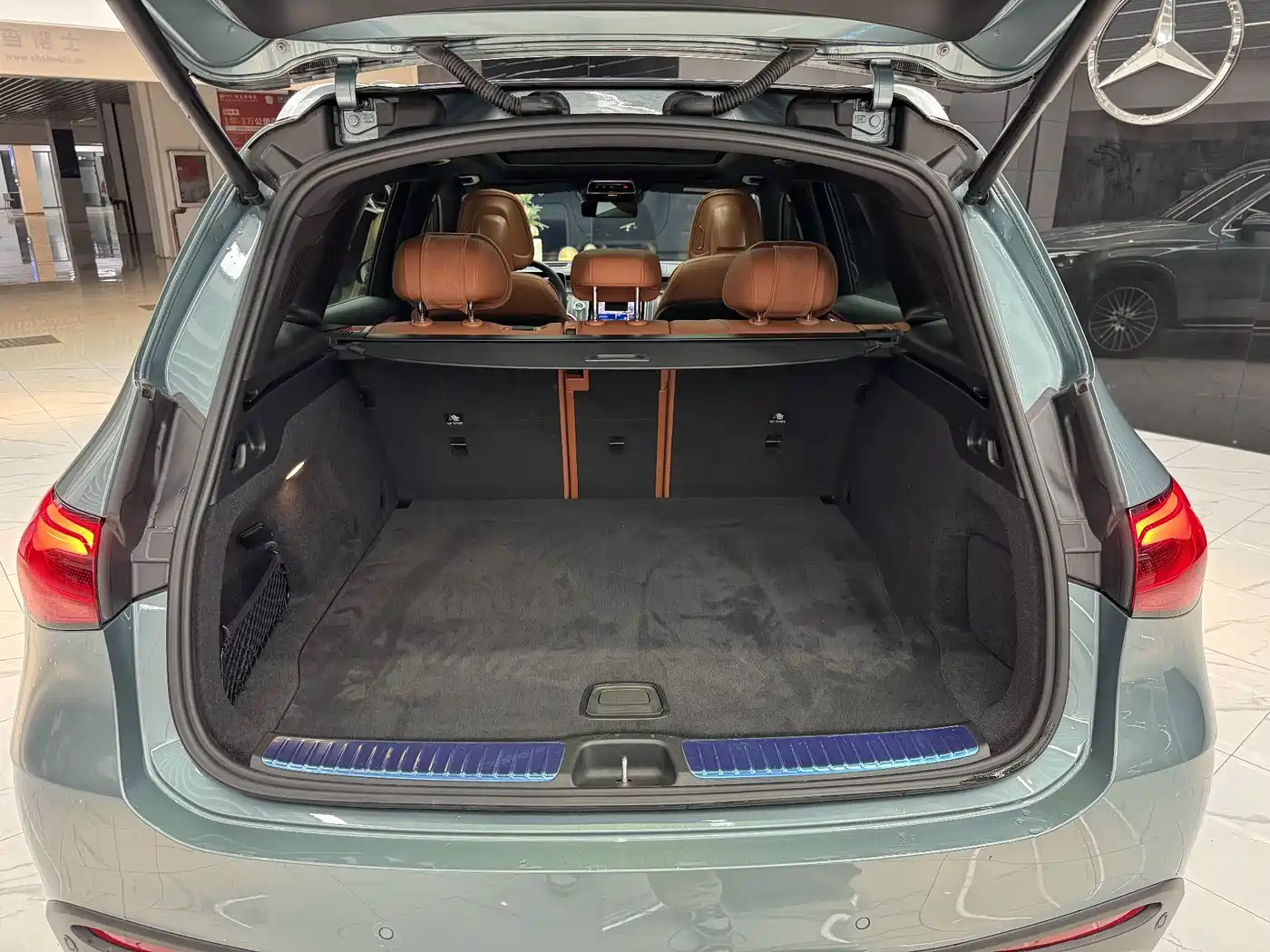 Mercedes-Benz GLC 2025 GLC 300 L 4MATIC Luxury 5-seater фото 11