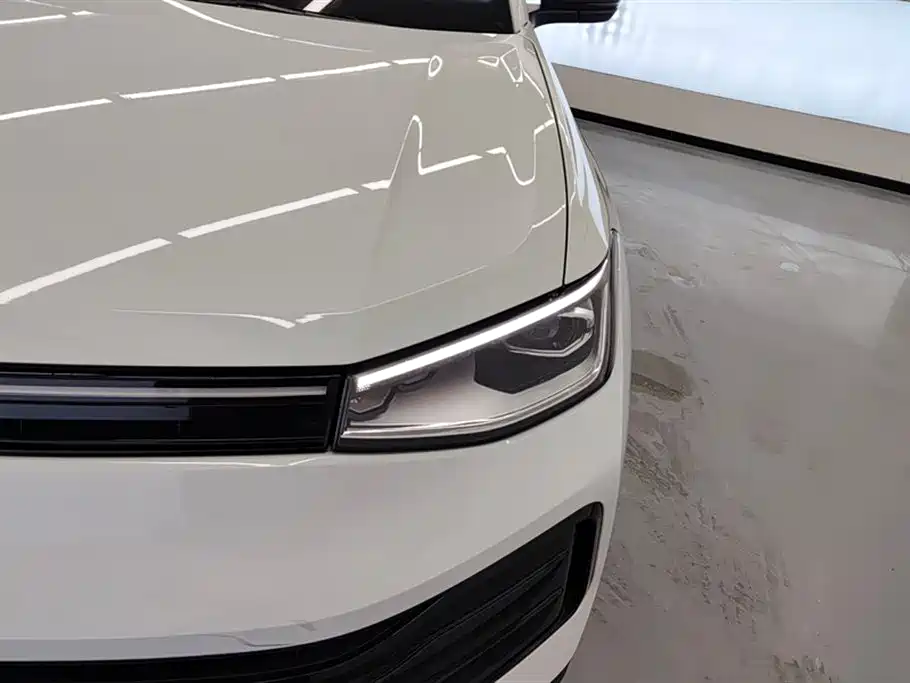 Volkswagen Tharu 2025 Model Rising Star 300TSI Aspiration Edition фото 5
