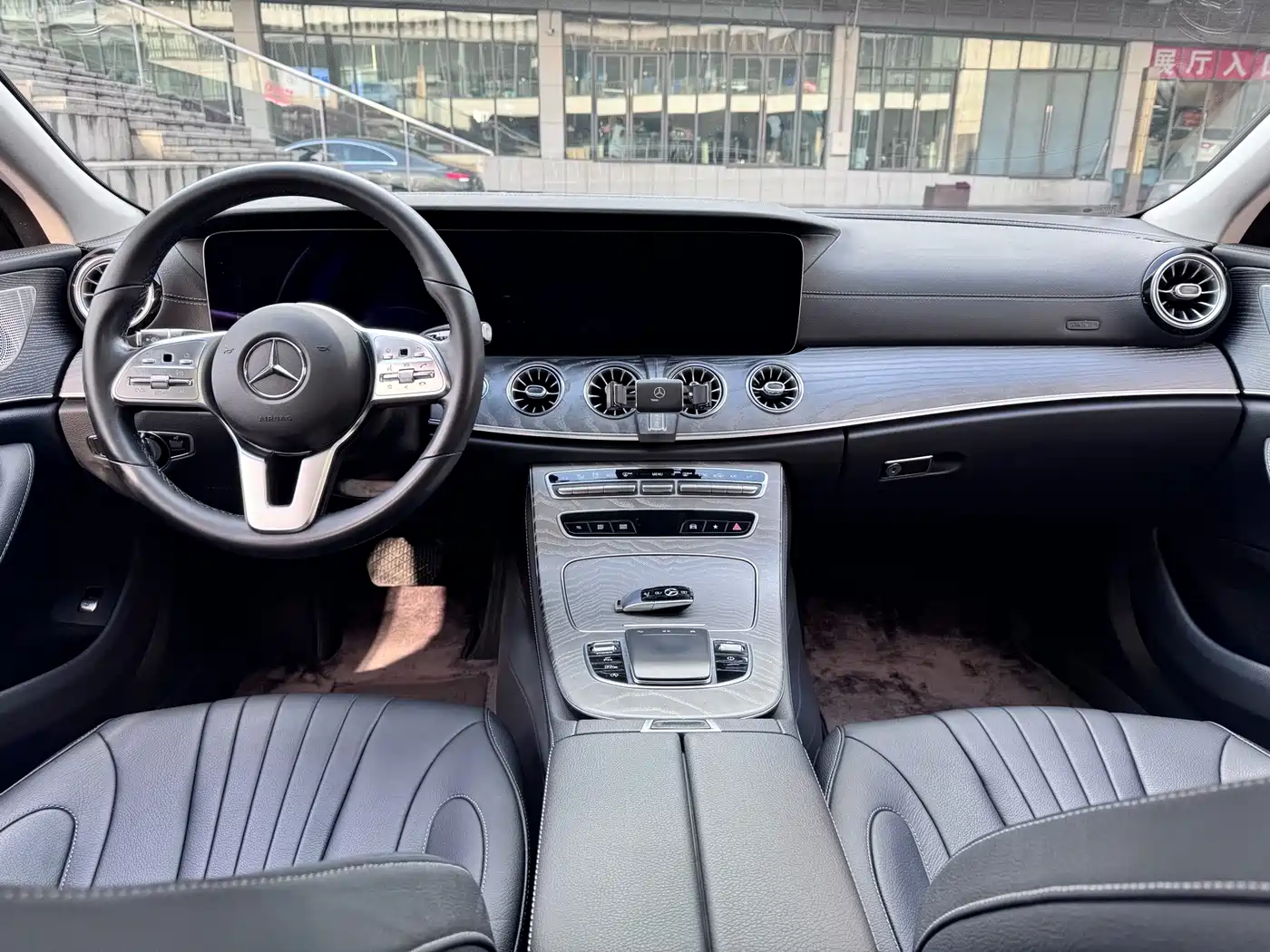 MERCEDES-BENZ CLS