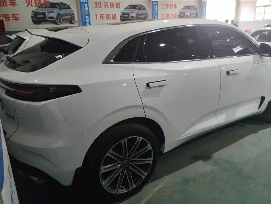 CHANGAN UNI-K