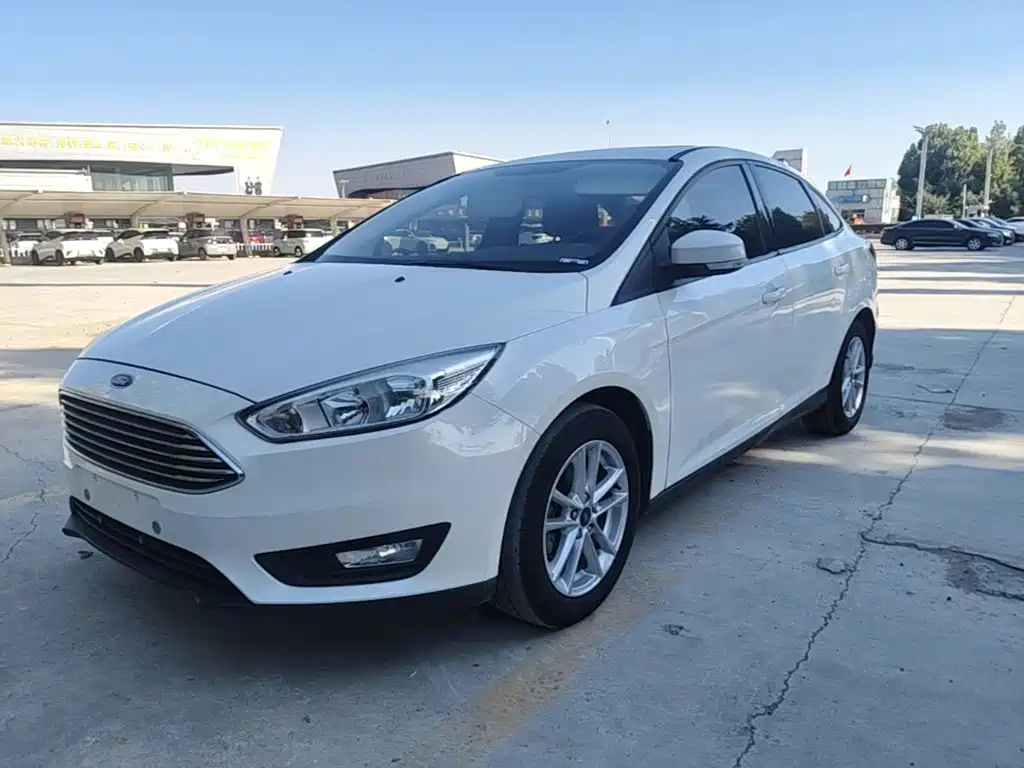 Ford Focus 2018 2018 Sedan Classic 1.6L Manual Trend Smart Edition