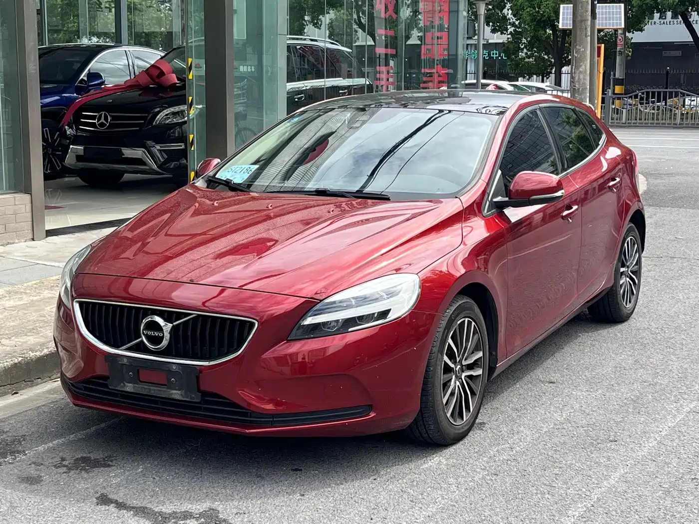 Volvo V40 2017 2017 T3 R-Design