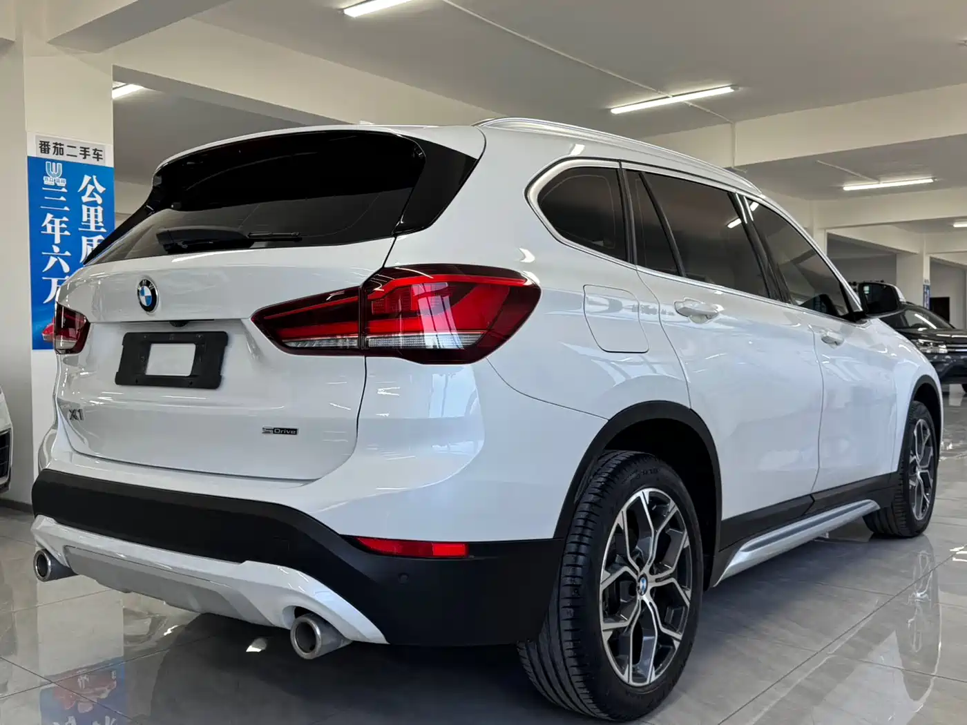 BMW X1 2022 sDrive20Li Fashion фото 13