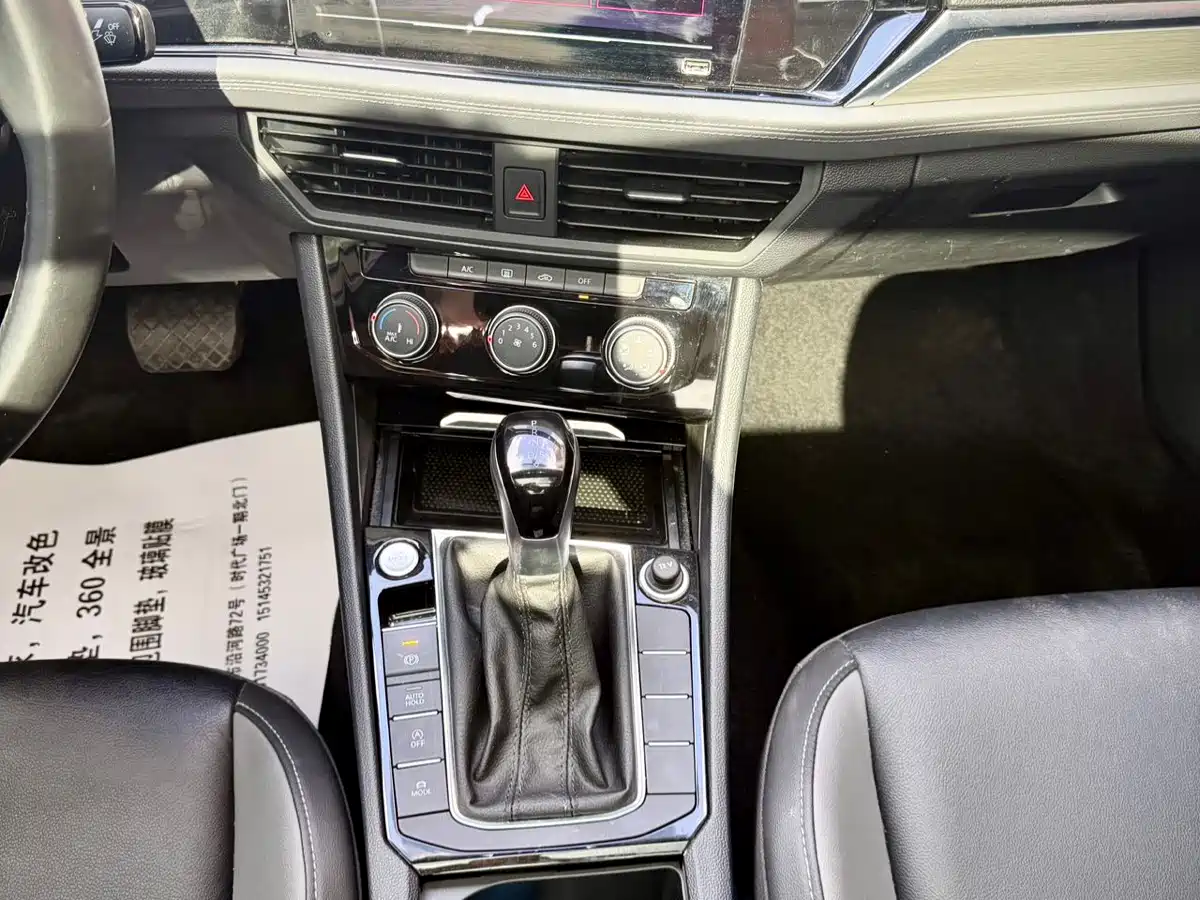 Volkswagen Sagitar 2022 280TSI DSG Surpassing Edition фото 21
