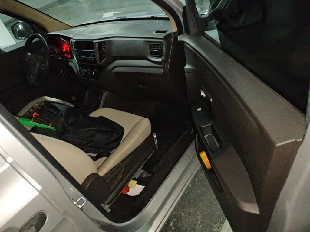 Фото 20 - Wuling Motors Wuling Hongguang V