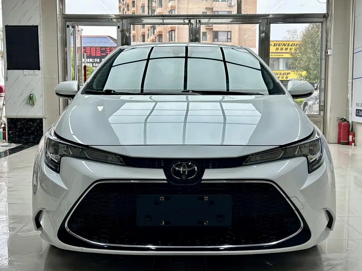 Toyota Levin 2022 185T CVT Luxury Edition фото 2