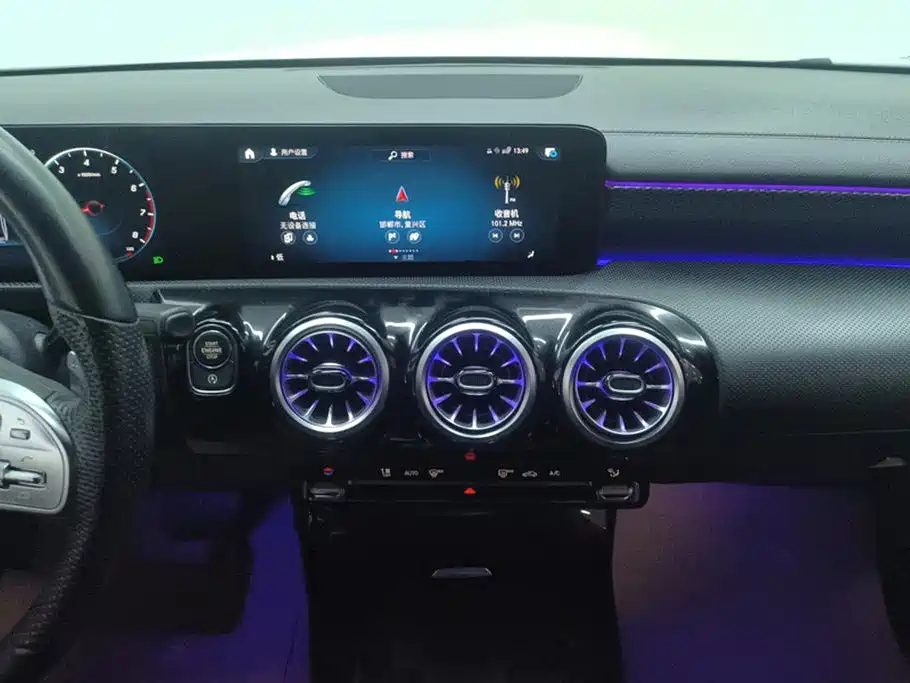Mercedes-Benz A-Class 2022 Facelift III A 200 L Sport Sedan Fashion фото 13