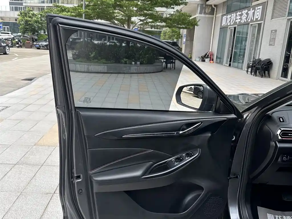 Photo 12 - Changan Oshan Changan Oushang X5