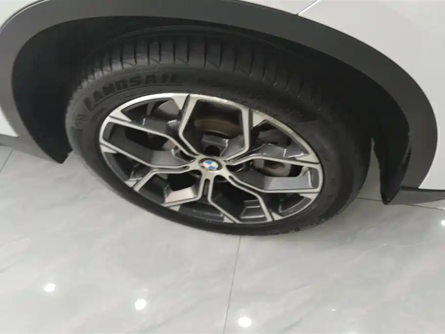 BMW X1 2020 sDrive25Li Leading Model фото 6