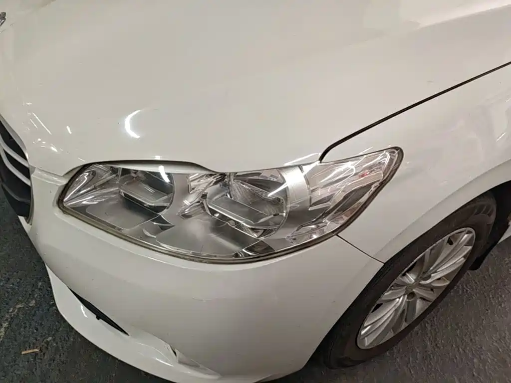 Peugeot 301 2016 2016 1.6L Manual Comfort Edition