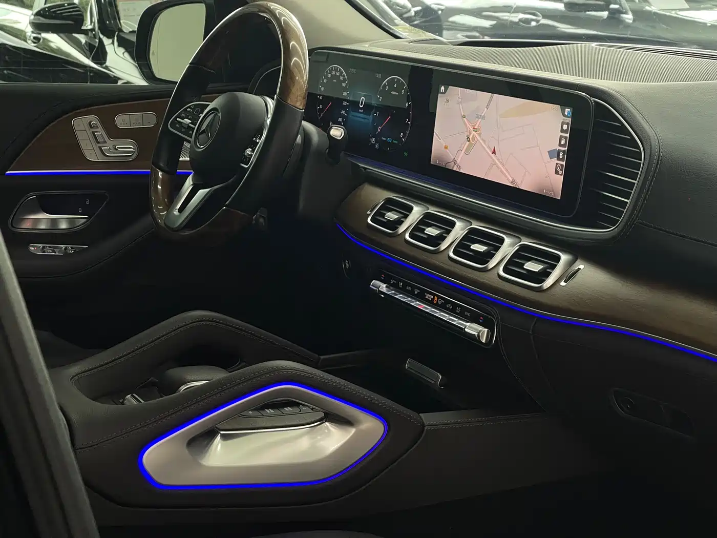Mercedes-Benz GLS 2022 Facelift GLS 450 4MATIC Luxury фото 30