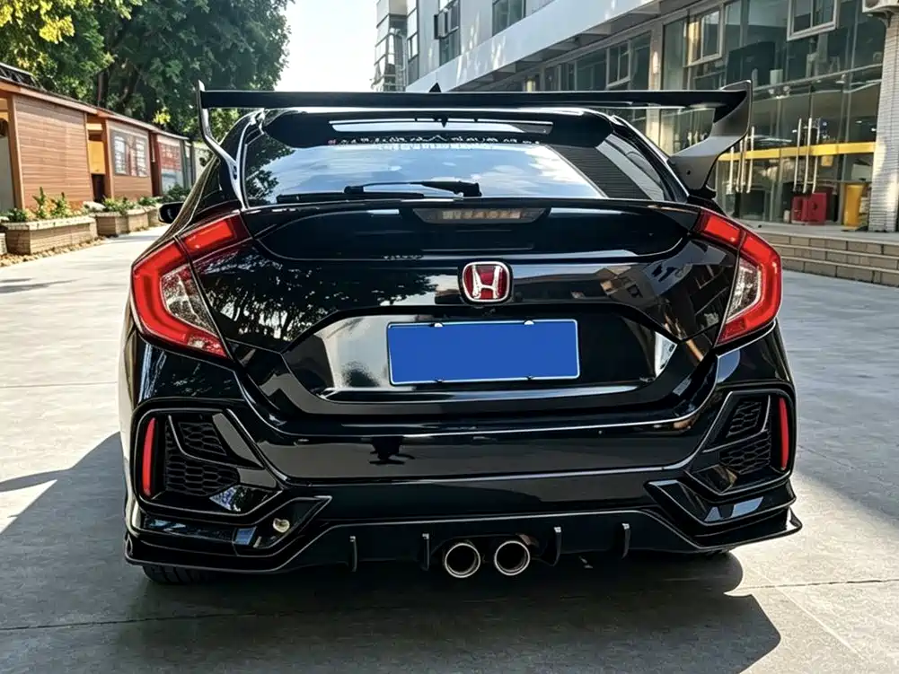 Фото 8 - Honda Civic