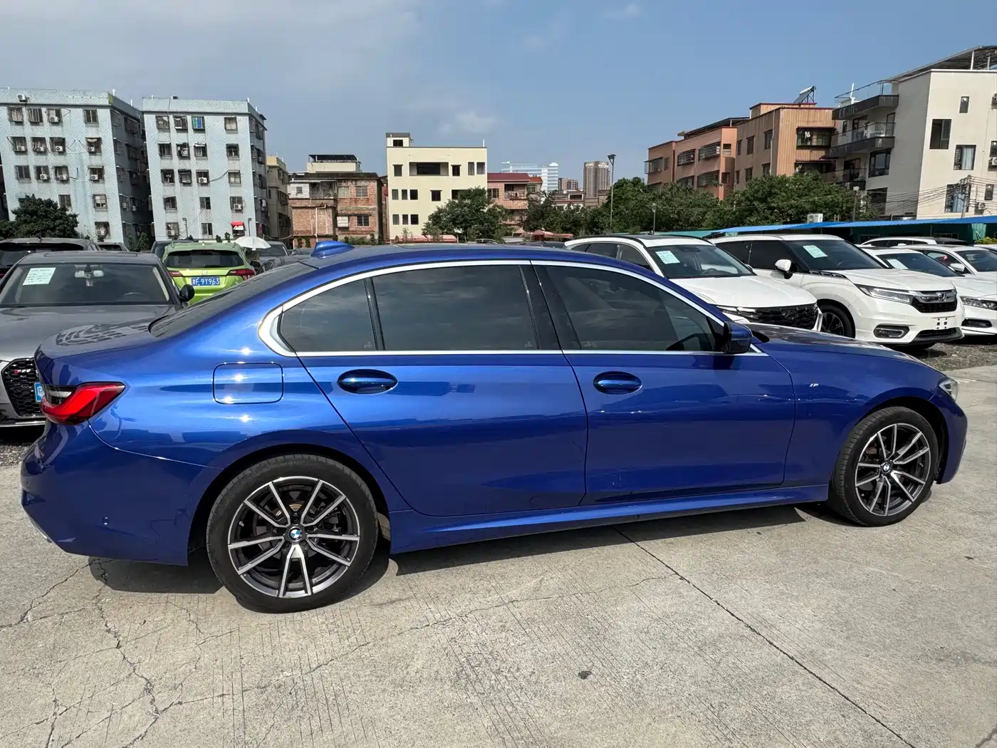 BMW 3 Series 2021 325Li M Sport Package фото 2