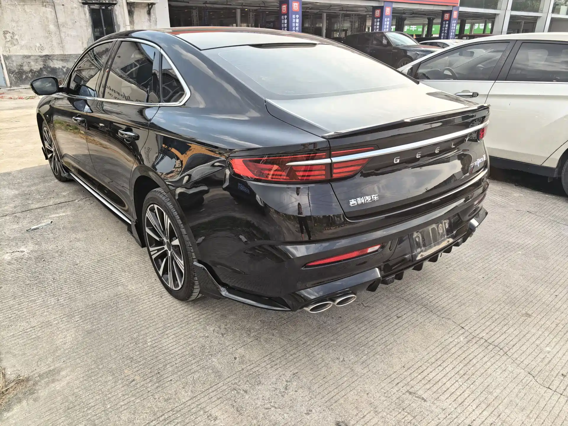 Фото 10 - Geely Preface