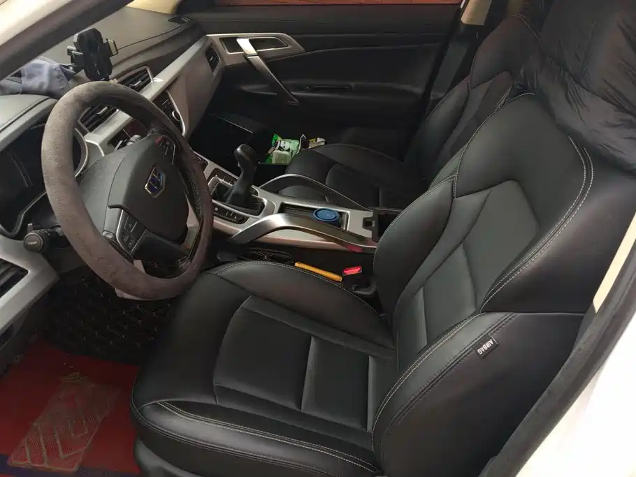 Geely Atlas 2016 2016 2.0L Manual Smart Connectivity
