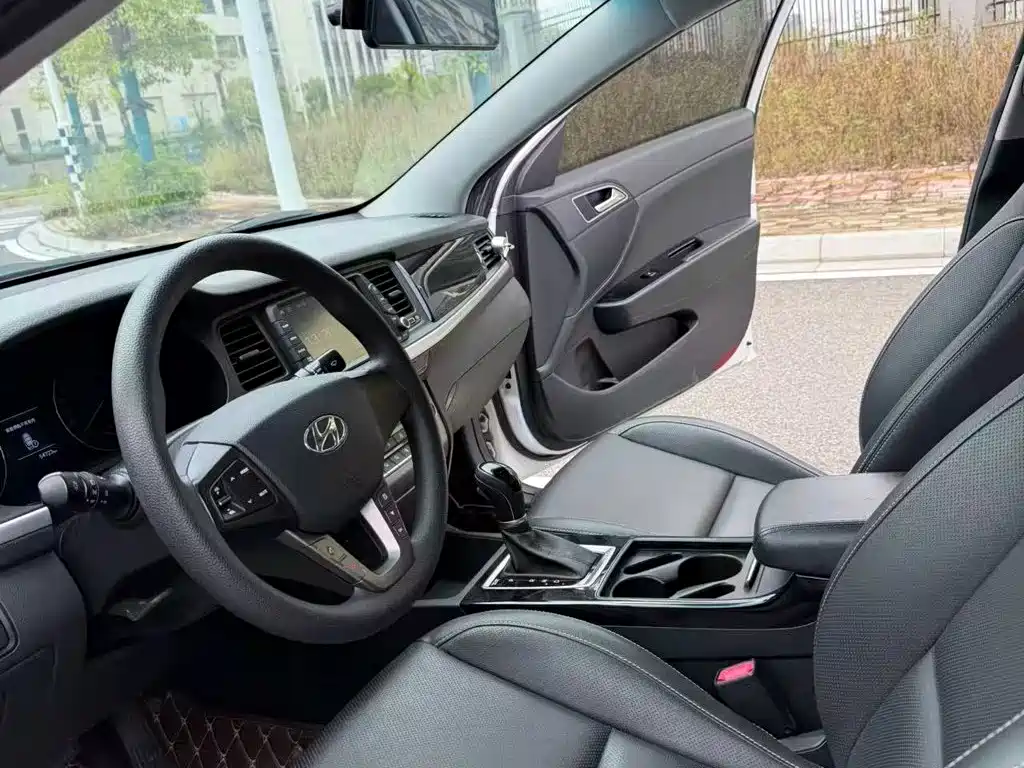 Hyundai Mistra 2020 2019 1.6T Automatic GLS Smart China VI