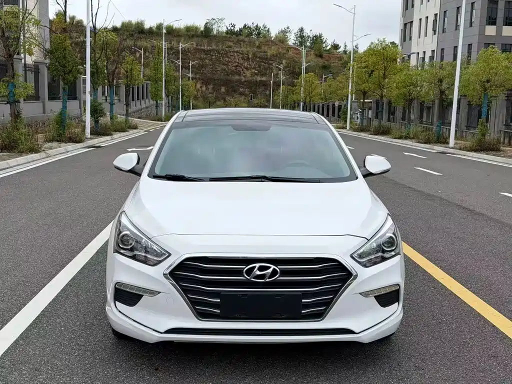 Hyundai Mistra 2020 2019 1.6T Automatic GLS Smart China VI