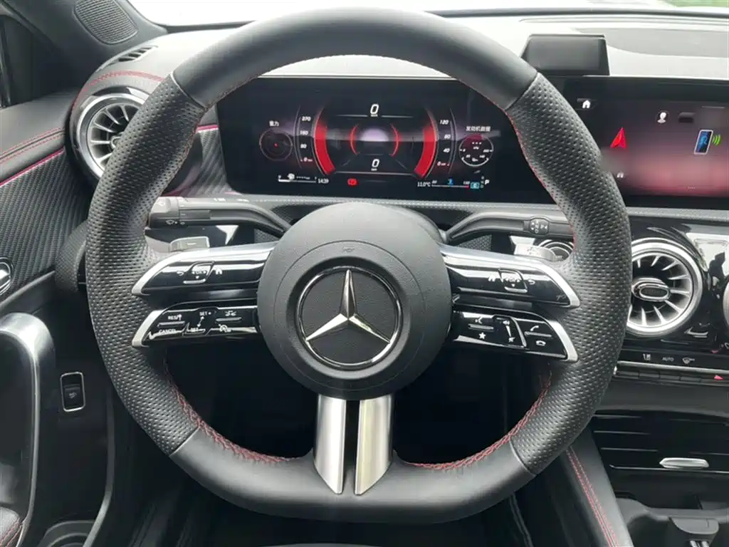 Mercedes-Benz A-Class 2024 A 200 L Fashion Edition фото 15