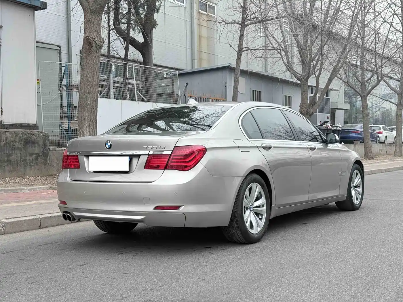 BMW 7 Series 2011 730Li Elegance фото 28