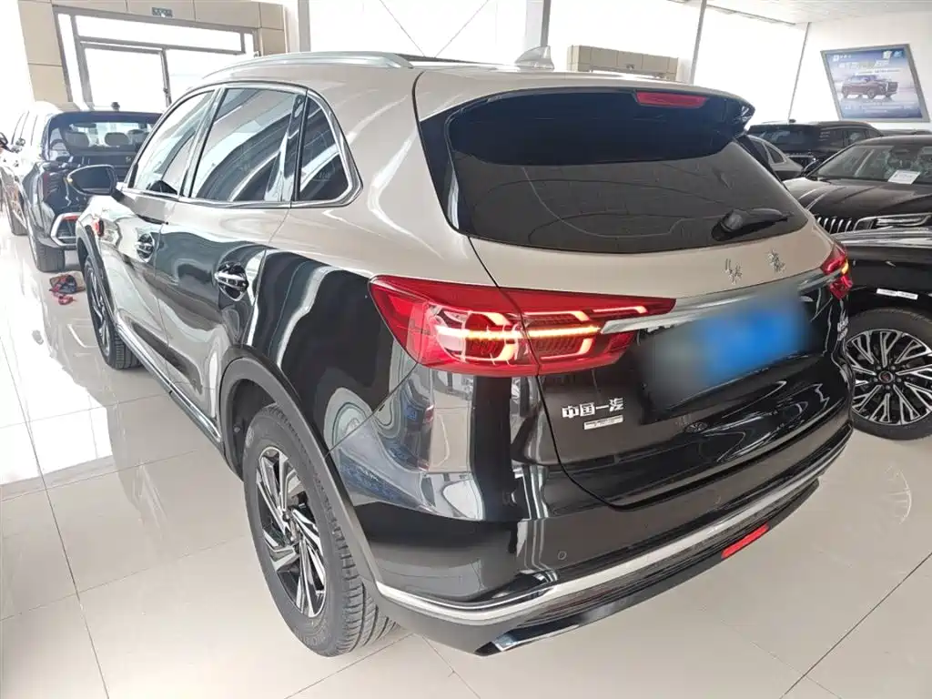Hongqi HS5 2022 2.0T Smart Connection Flag Enjoy Shopping Edition фото 5