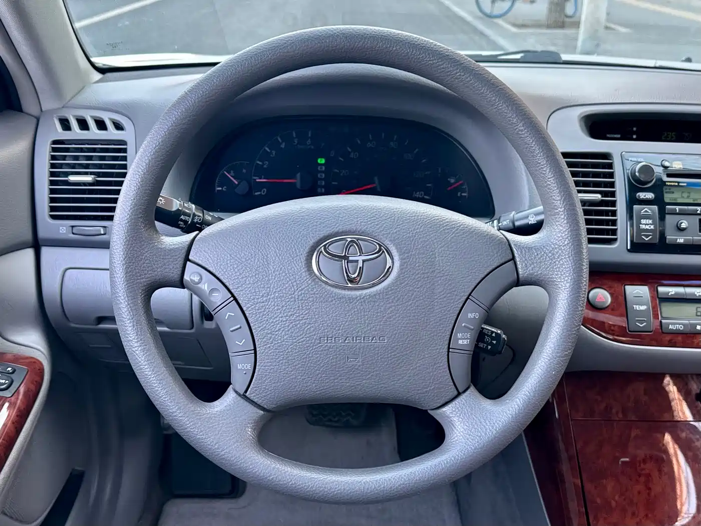 Toyota фото 7