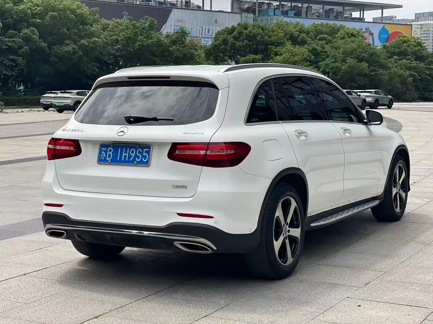 Mercedes-Benz GLC 2019 GLC 260 L 4MATIC Luxury фото 4