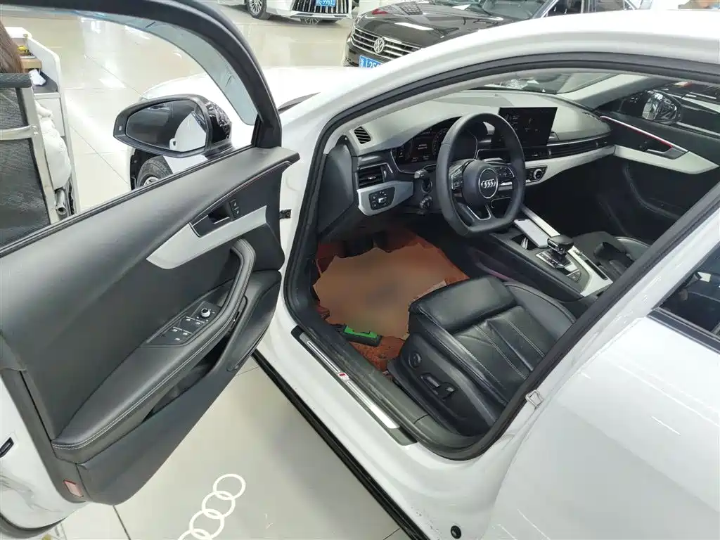 Audi A4L 2022 40 TFSI Luxury Dynamic фото 16