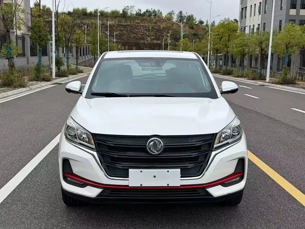 Dongfeng Fengguang Fengon 500 2021 2021 1.5L CVT Premium