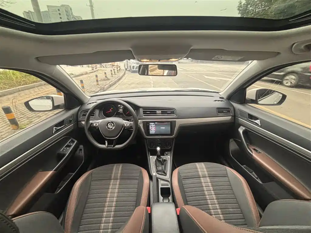 Volkswagen Lavida 2019 Lavida Start 1.5L Auto Comfort (China VI) фото 11