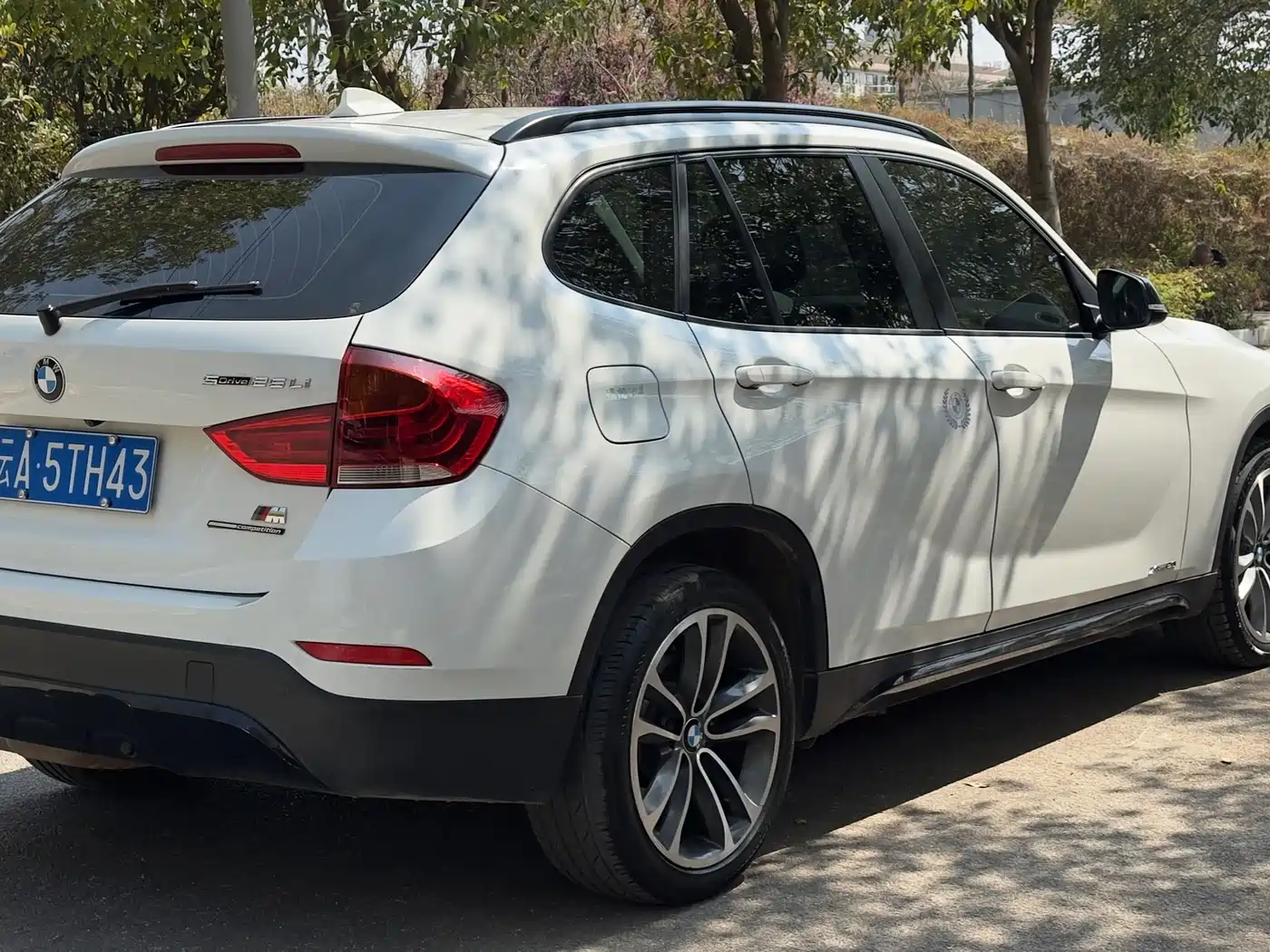 BMW X1 2014 Model xDrive20i Sport Design Package фото 9