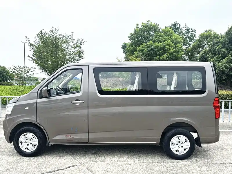 CHANGAN CHANGAN RUIXING M60