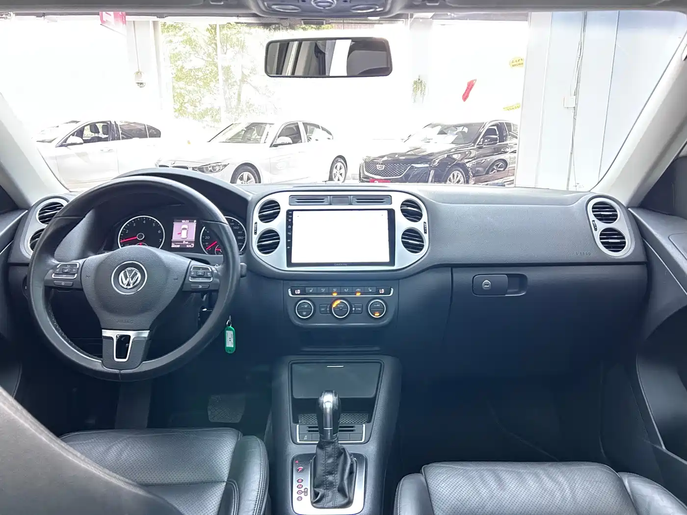 Volkswagen Tiguan 2013 1.8TSI Auto 4WD Luxury фото 20