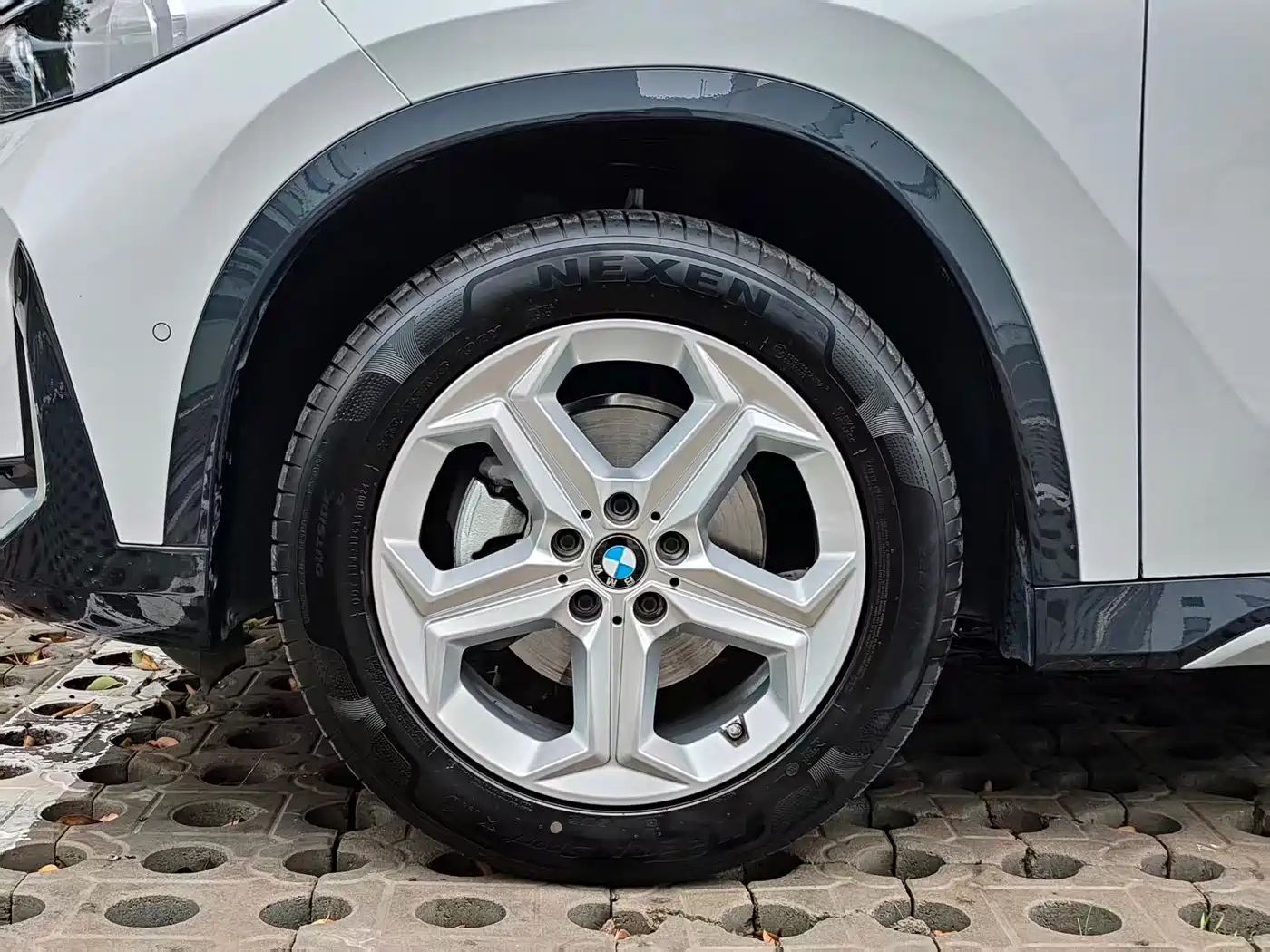 BMW X1 2023 sDrive20Li X Design Package фото 4