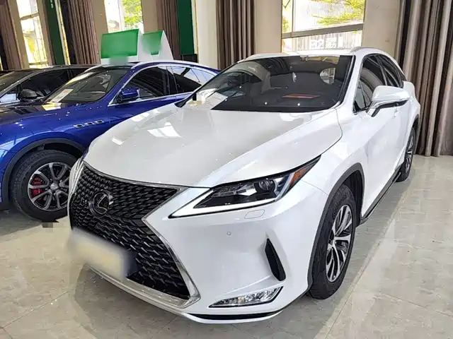 Lexus RX 2021