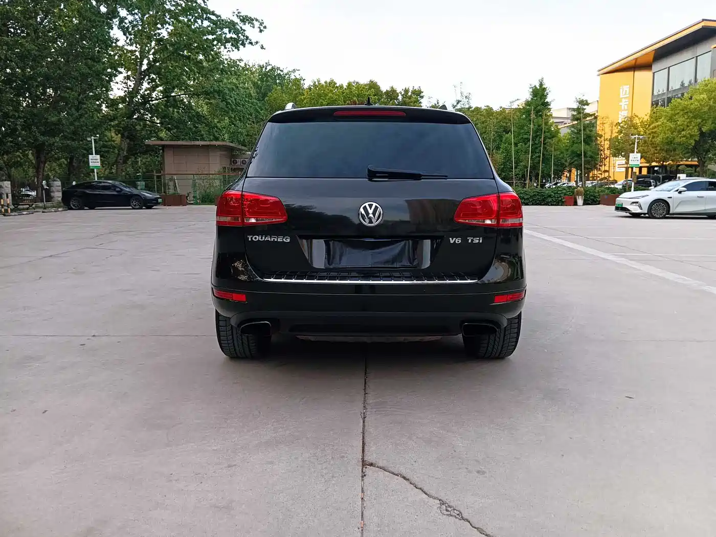 Volkswagen Touareg 2011 3.0TSI Luxury фото 2