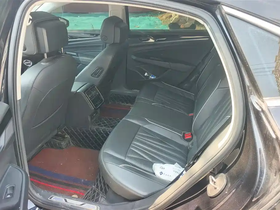 VOLKSWAGEN PASSAT NEW ENERGY