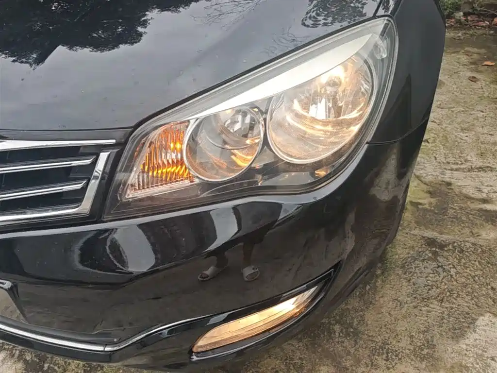 Roewe 350 2015 2014 1.5L Automatic Joy Edition