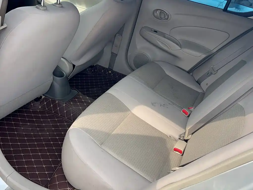 Nissan Sunny 2016 2015 1.5XE Manual Elite