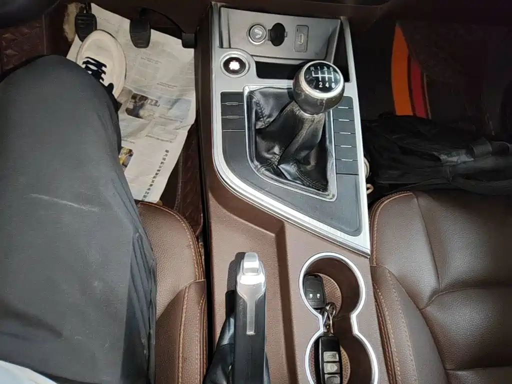 Dongfeng Fengxing Jingyi X5 2017 2017 Power Enjoy Series 1.5T Manual Exclusive