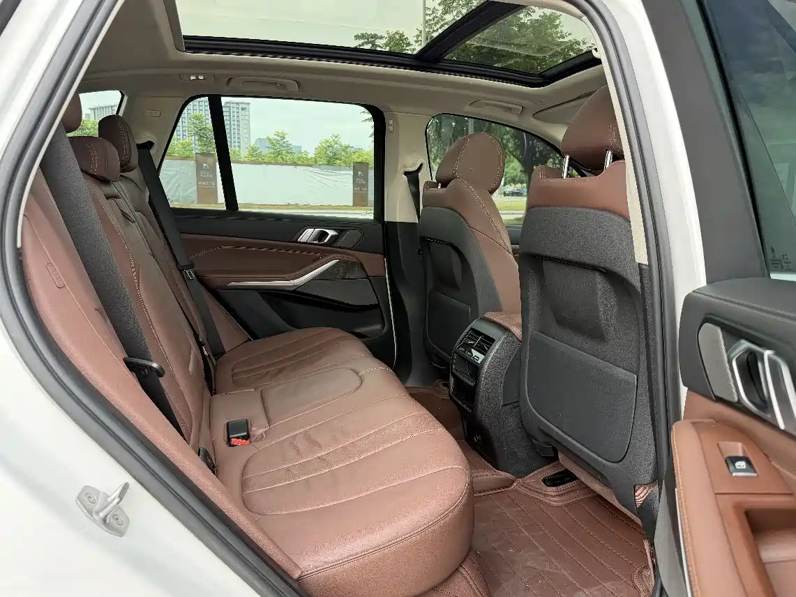 BMW X5 (Import) 2020 xDrive40i M Sport Package фото 14