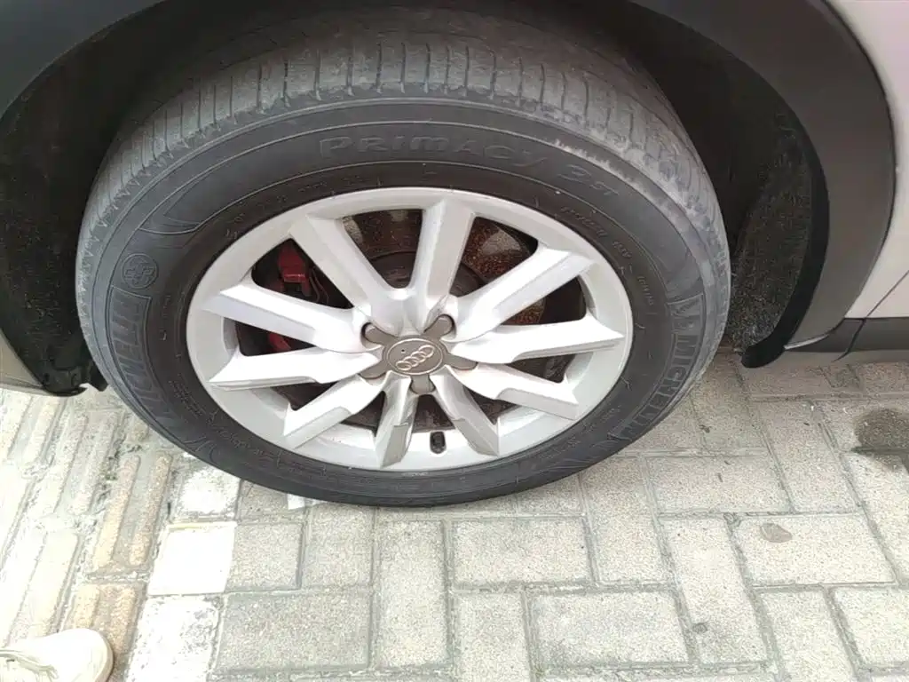 Audi Q3 2015 35 TFSI Progressive фото 23