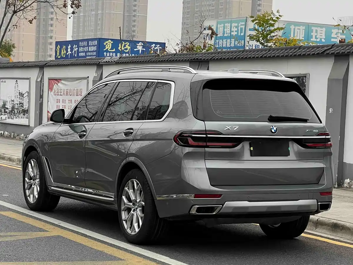 BMW X7 2023 xDrive40i Leading Luxury Package фото 6