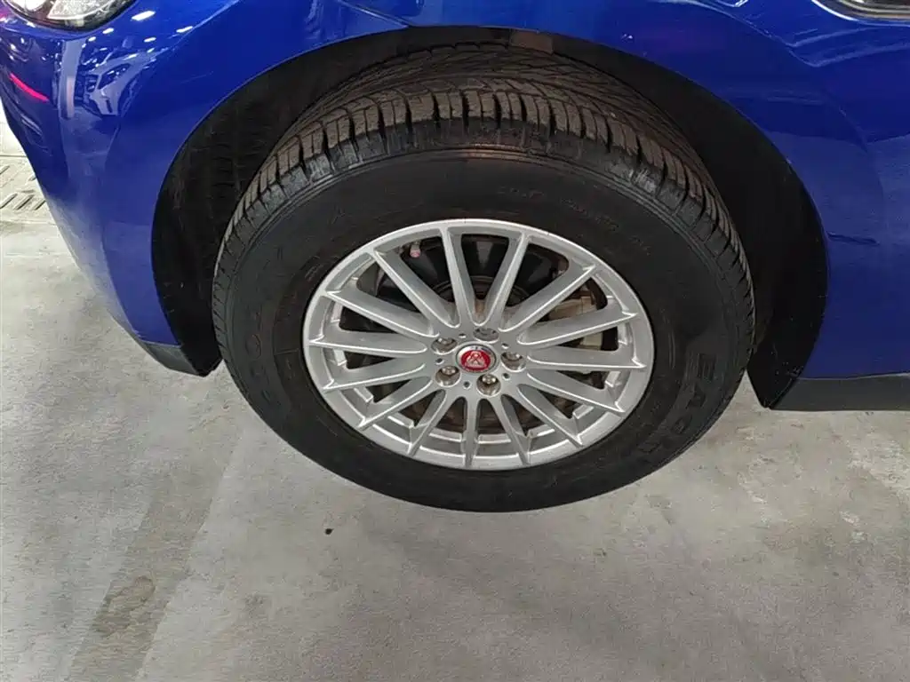 Jaguar F-PACE 2018 2018 2.0T 4WD Urban Premium Edition