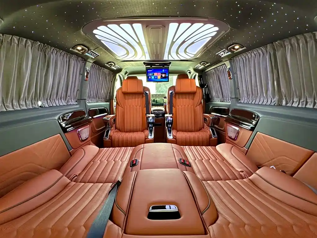Mercedes-Benz Vito 2024 2.0T Elite Edition 7-Seater фото 25