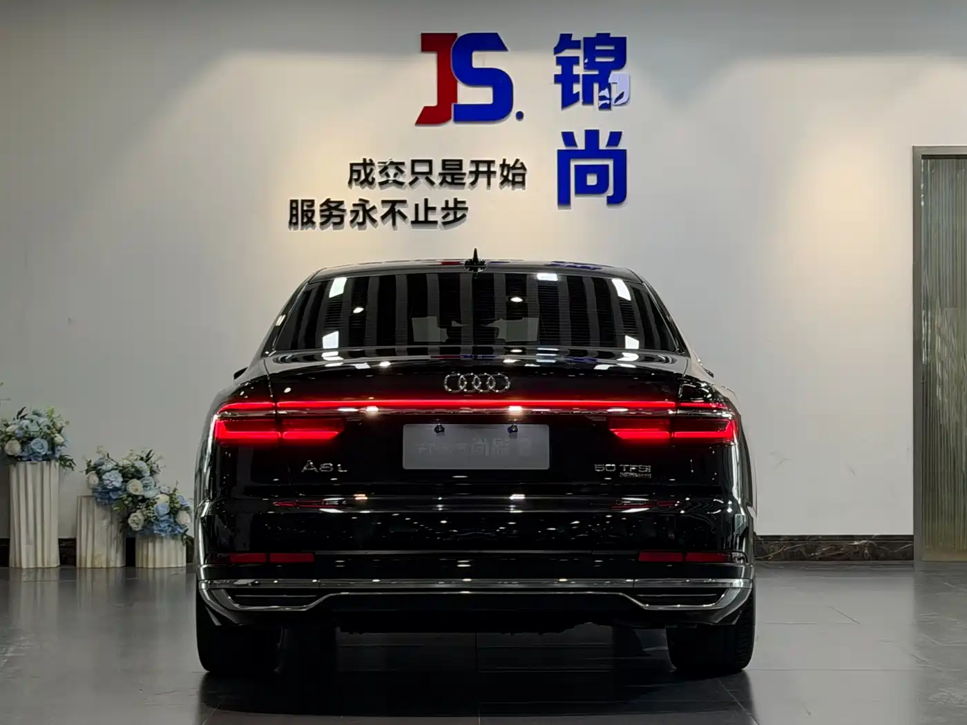 Audi A8 2022 A8L 50 TFSI quattro Comfort Collector's Edition фото 5