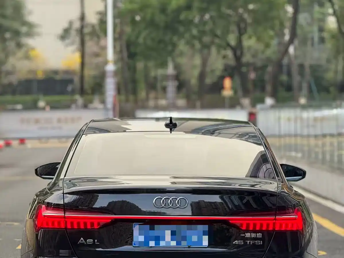 Audi A6L 2019 45 TFSI Premium Dynamic фото 4