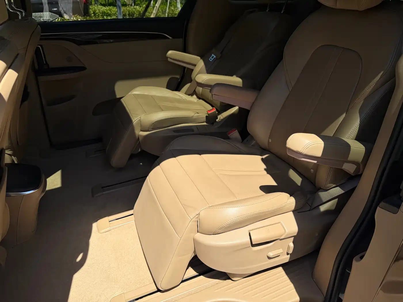 Buick GL8 2017 ES 28T Luxury China V фото 10